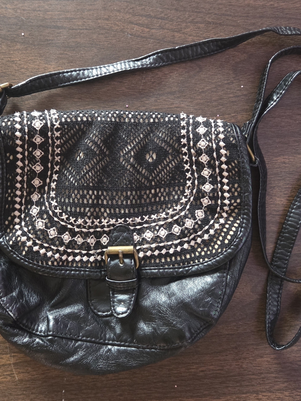 T-Shirt&Jeans Black Crescent Geometric Crossbody Bag Embroidered Gold Hardware